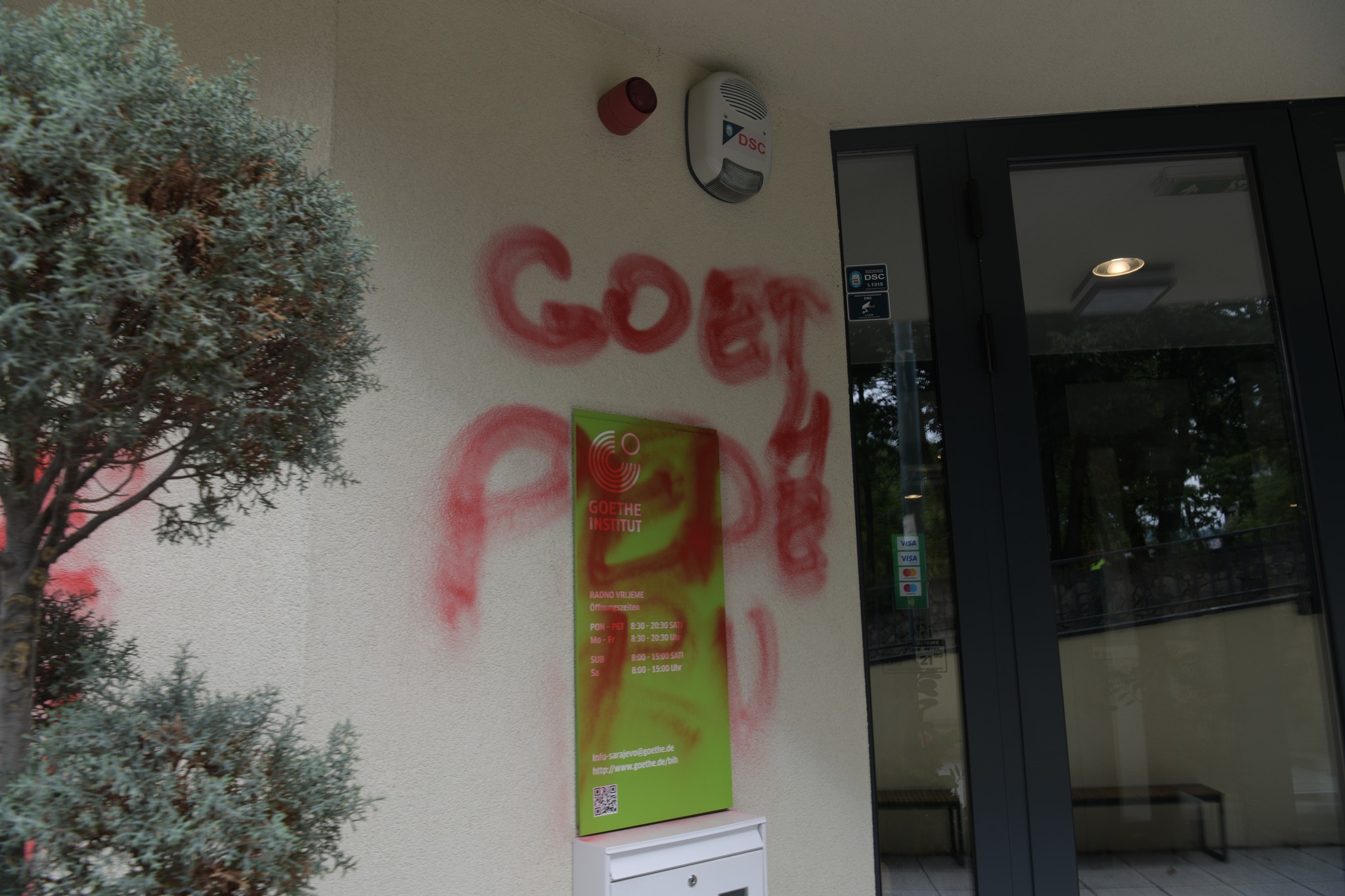 Osuda vandaliziranja zgrade Goethe Instituta, u Sarajevu nema mjesta mržnji!